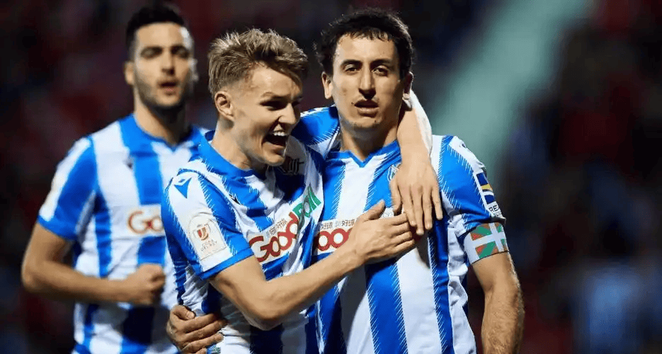 登录入口-包含今夜足总杯焦点战，皇家社会造点机会，气氛紧张，临场指挥获称赞的词条